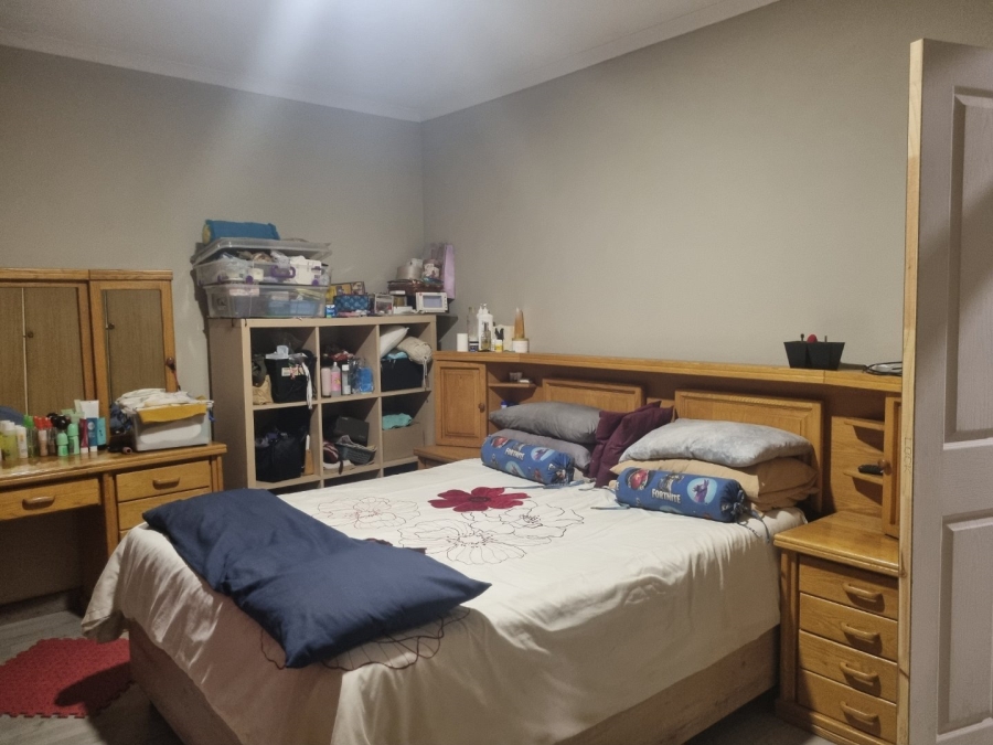3 Bedroom Property for Sale in Vaalpark Free State